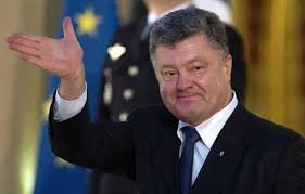За содействие президенту Порошенко. В чем смысл российских санкций против украинской оппозиции