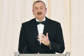Псевдомонархия клана Алиевых