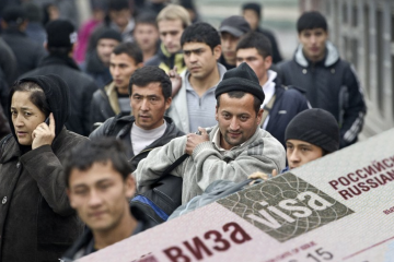 Мигранты за трудовые визы