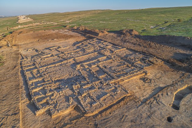 Воссоединение русских берегов. К грядущему 2650-летию Керчи