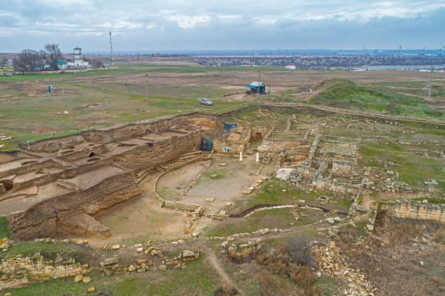 Воссоединение русских берегов. К грядущему 2650-летию Керчи